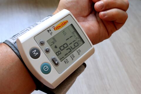 pressure device, meter, blood pressure-990462.jpg